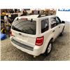Image 16 : A12Q -- 2010 FORD ESCAPE, WHITE, 202057 KMS