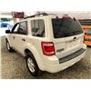 Image 21 : A12Q -- 2010 FORD ESCAPE, WHITE, 202057 KMS