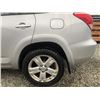 Image 25 : A12R -- 2006 TOYOTA RAV 4, SILVER, 294759 KMS
