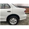 Image 25 : A12O -- 1998 CHEVY CAVILIER, WHITE, 172522 KMS