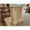Image 2 : 712 -- STONE PLANT STANDS