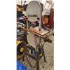 Image 1 : 760 -- CAST IRON, DELTA, BAND SAW!