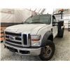 Image 1 : 0M -- 2008 FORD F550, WHITE, FLAT DECK 270331 KMS