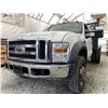 Image 2 : 0M -- 2008 FORD F550, WHITE, FLAT DECK 270331 KMS