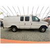 Image 8 : 0L -- 2004 FORD E350, WHITE, 300713 KMS, REAR WHEEL DRIVE,  EX-OUT OF PROVINCE, 0 ACCIDENTS, 1 GLASS