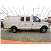 Image 8 : 0L -- 2004 FORD E350, WHITE, 300713 KMS, REAR WHEEL DRIVE,  EX-OUT OF PROVINCE, 0 ACCIDENTS, 1 GLASS
