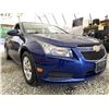 Image 8 : A4 -- 2013 CHEVROLET CRUZE, BLUE, 259290 KMS