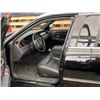 Image 52 : 0D -- 2001 LINCOLN TOWN CAR, BLACK, LIMOUSINE, 39194 MILES