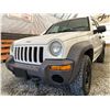 Image 2 : A12H -- 2004 JEEP LIBERTY, WHITE, 247,803 KMS