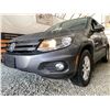 Image 2 : C6N -- 2014 VOLKSWAGEN TIGUAN GREY, AWD, 177313 KMS