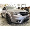 Image 8 : C6O -- 2016 DODGE JOURNEY SXT, SILVER, 131352 KMS