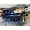 Image 2 : B6H--2013 NISSAN TITAN, BLACK, 212037 KMS, 4X4