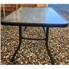Image 2 : 325 -- GLASS PATIO TABLE
