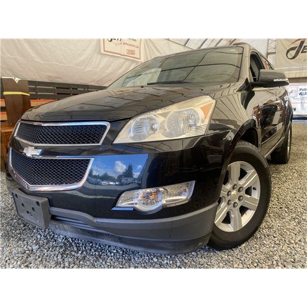 B4-- 2010 CHEVROLET TRAVERSE, BLACK, 215490 KMS, ALL WHEEL DRIVE