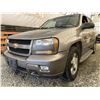 Image 2 : B1-- 2008 CHEVY TRAILBLAZER, GOLD, 302973 KMS, 4X4
