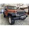 Image 8 : C6I-- 2010 JEEP WRANGLER UNLIMITED SPORT, ORANGE, 230508 KMS