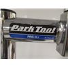 Image 2 : SINGLE ARM BIKE REPAIR STAND PARK TOOLS PRS-3.2