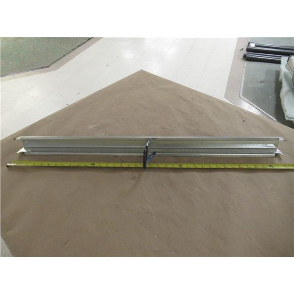 MACHINE THREADED STORAGE HOOKS
