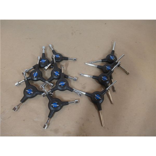LOT: 11 TRI-TOOL HEX NUT ASST