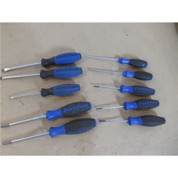 LOT: 10 TOURE-VISE PARK TOOL ASST