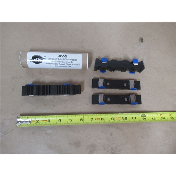 AXLE/SPINDLE VISE INSERTS PARK TOOL AV-5