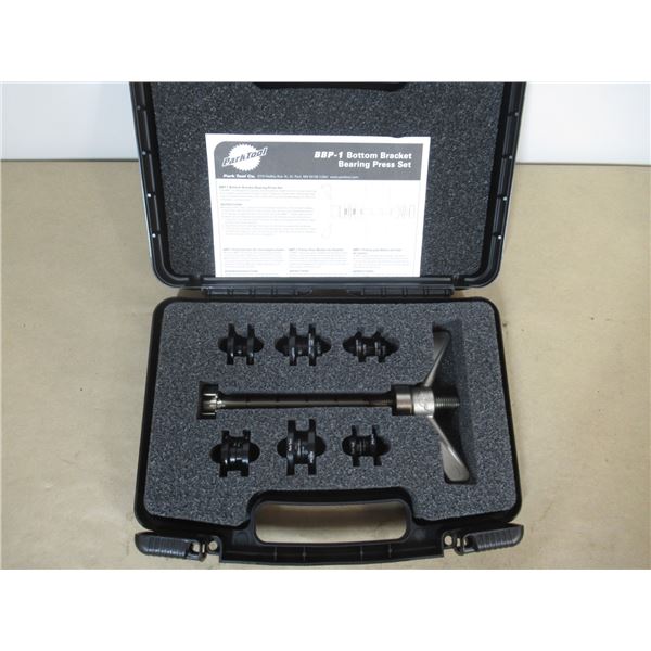 BOTTOM BEARING PRESS SET PARK TOOL BBP-1