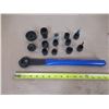 Image 1 : FREEWHEEL REMOVER WRENCH PARK TOOL FRW 1  12 tool heads included