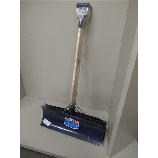 LOT: 3 SNOW SHOVEL * POSSIBLE DENTS