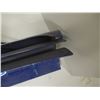 Image 2 : LOT: 3 SNOW SHOVEL * POSSIBLE DENTS
