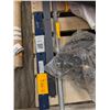 Image 2 : LOT: PIECES EN METAL ASST