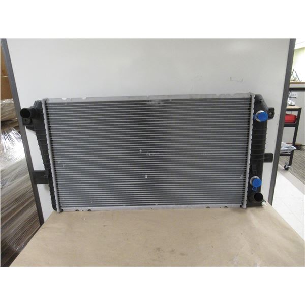 RADIATOR 40"x22"x3.5"