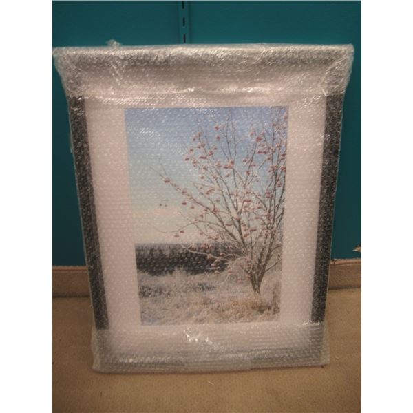 WALL ART 25"x19" FRAMED