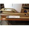 Image 1 : LOT: 30 LIGHTS/LIGHT BULBS ASST