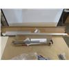 Image 1 : LOT:71 DRAWER TRACKS ASST