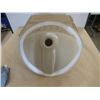 Image 2 : BATHROOM SINK CRANE CORONET STYLE