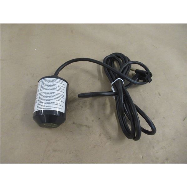LOT: 8 MDI FLOAT SWITCH 6F20W10F1