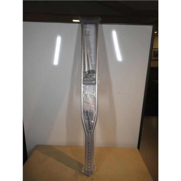 PAIR OF ALUMINIUM CRUTCHES