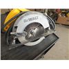 Image 1 : Dewalt Circular Saw