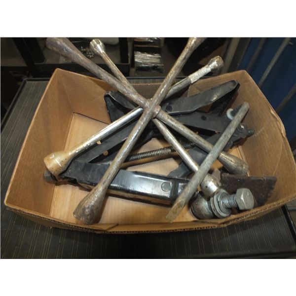 Wheel Wrenches & Small Jack