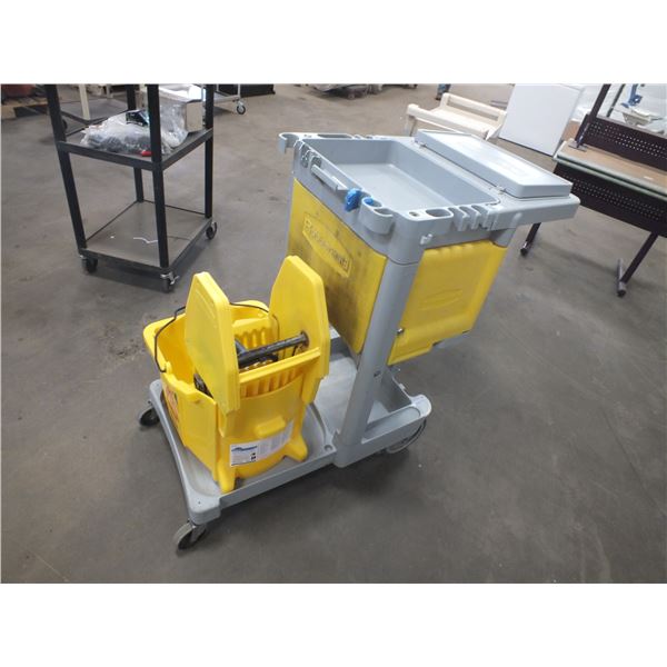 Rubbermaid Janitorial Cart w/ Mop Bucket