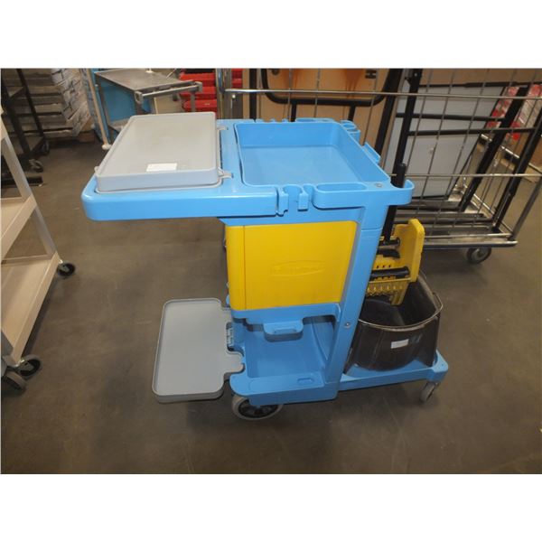 Rubbermaid Janitorial Cart w/ Mop Bucket