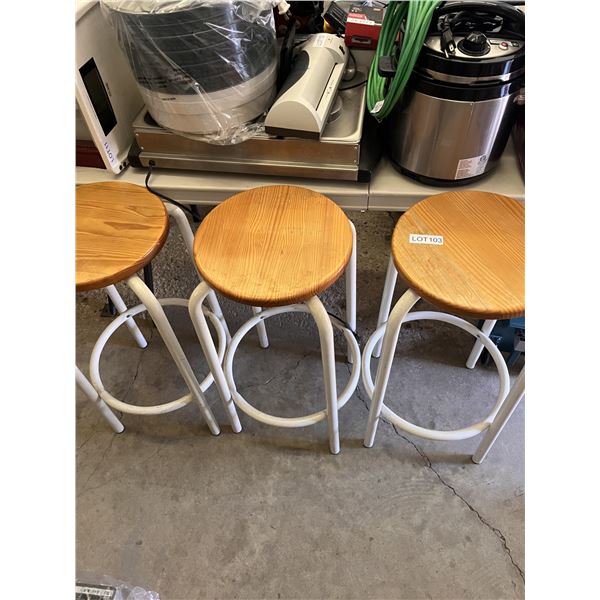 3 Bar Stools