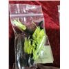 Image 5 : 23 PACKS OF LIME GREEN AND BLACK RUBBER WORM BAIT