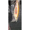 Image 5 : THREE 6" DOUBLE TREBLE HOOK DIVING LURES - WEIGHTED TO HELP MIMIC SWIM PATTERNS OF PREY - PLEASE SEE