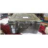 Image 1 : ARMY CASE 24 X 20 X 12