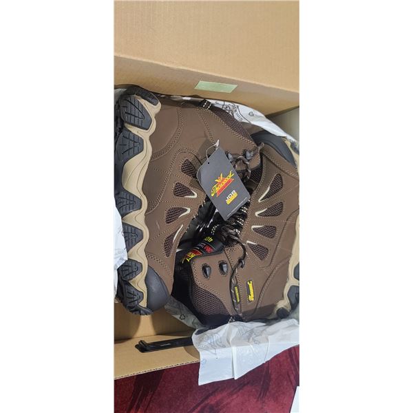 SIZE 10.5 THOROGOOD 6" CROSSTREX 400G WIDE