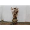 Image 1 : *Pottery Clay Pot w/ Dried Arrangement (14" x 9 1/2")