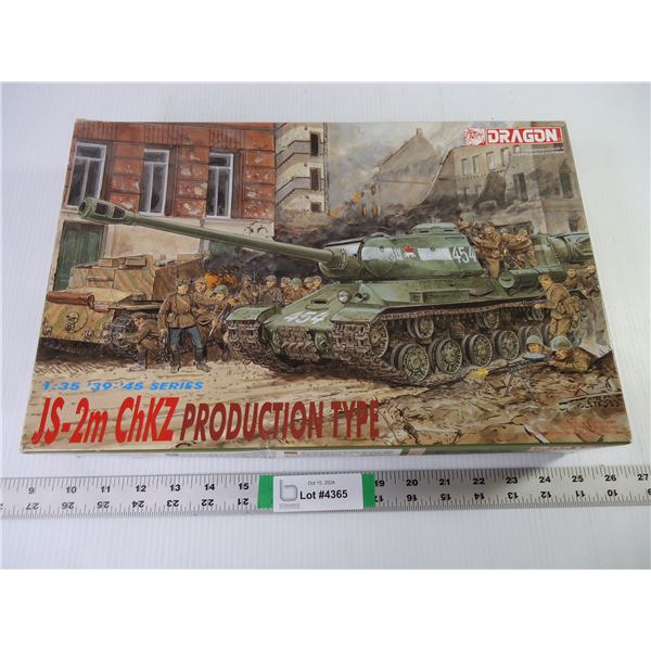 1:35 '39-'45 Series JS-2m ChKZ Production Type (unopened)