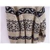 Image 4 : *Vintage Hand Knit Cowichan Zip Up Sweater- fits like a Large