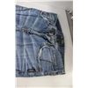 Image 5 : (2) Pairs of Silver Jeans Around Size 30 - 31